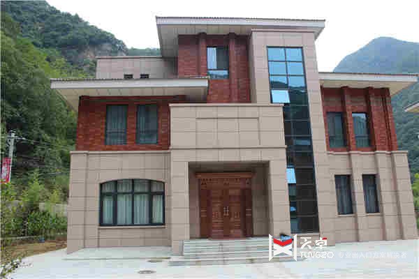 西安秦嶺別墅對(duì)開(kāi)入戶銅門(mén)，子母銅門(mén)